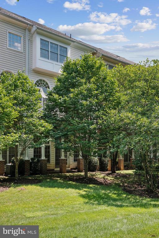 817 Oak Knoll Ter