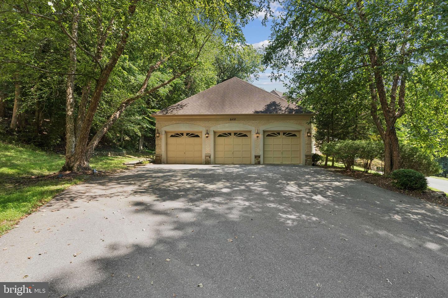 8430 Bradley Blvd