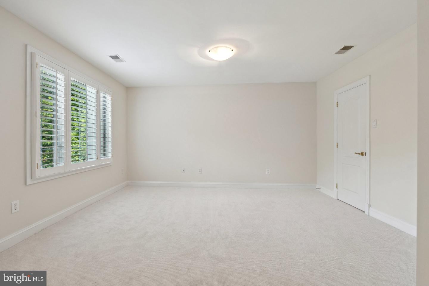 8430 Bradley Blvd