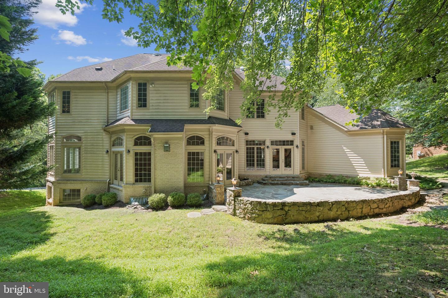 8430 Bradley Blvd
