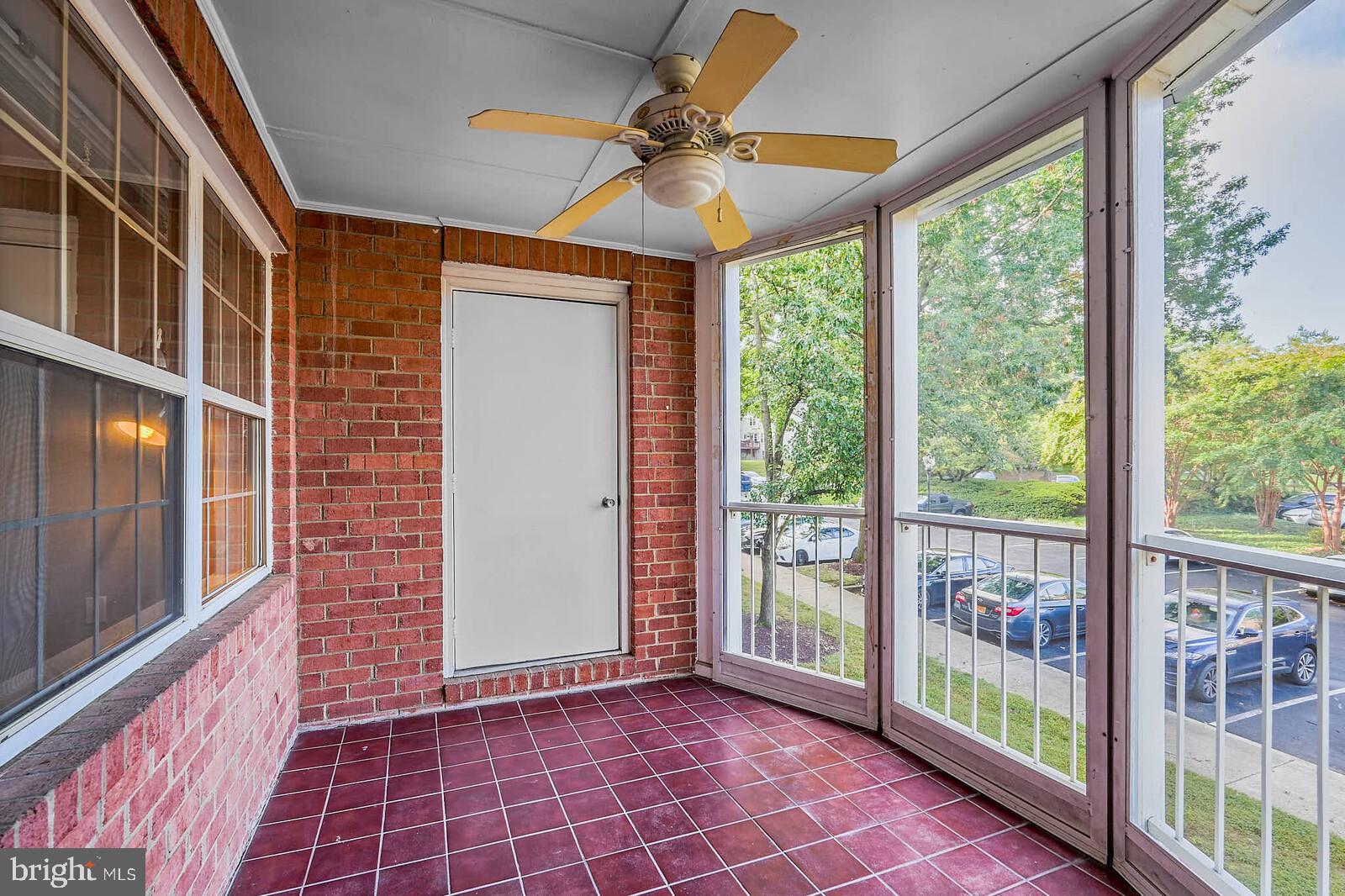 800 AMBER TREE COURT 204