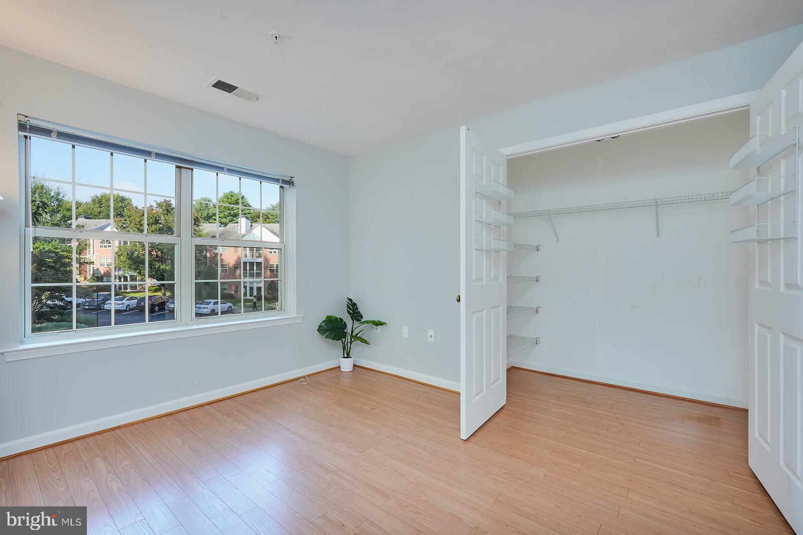 800 AMBER TREE COURT 204
