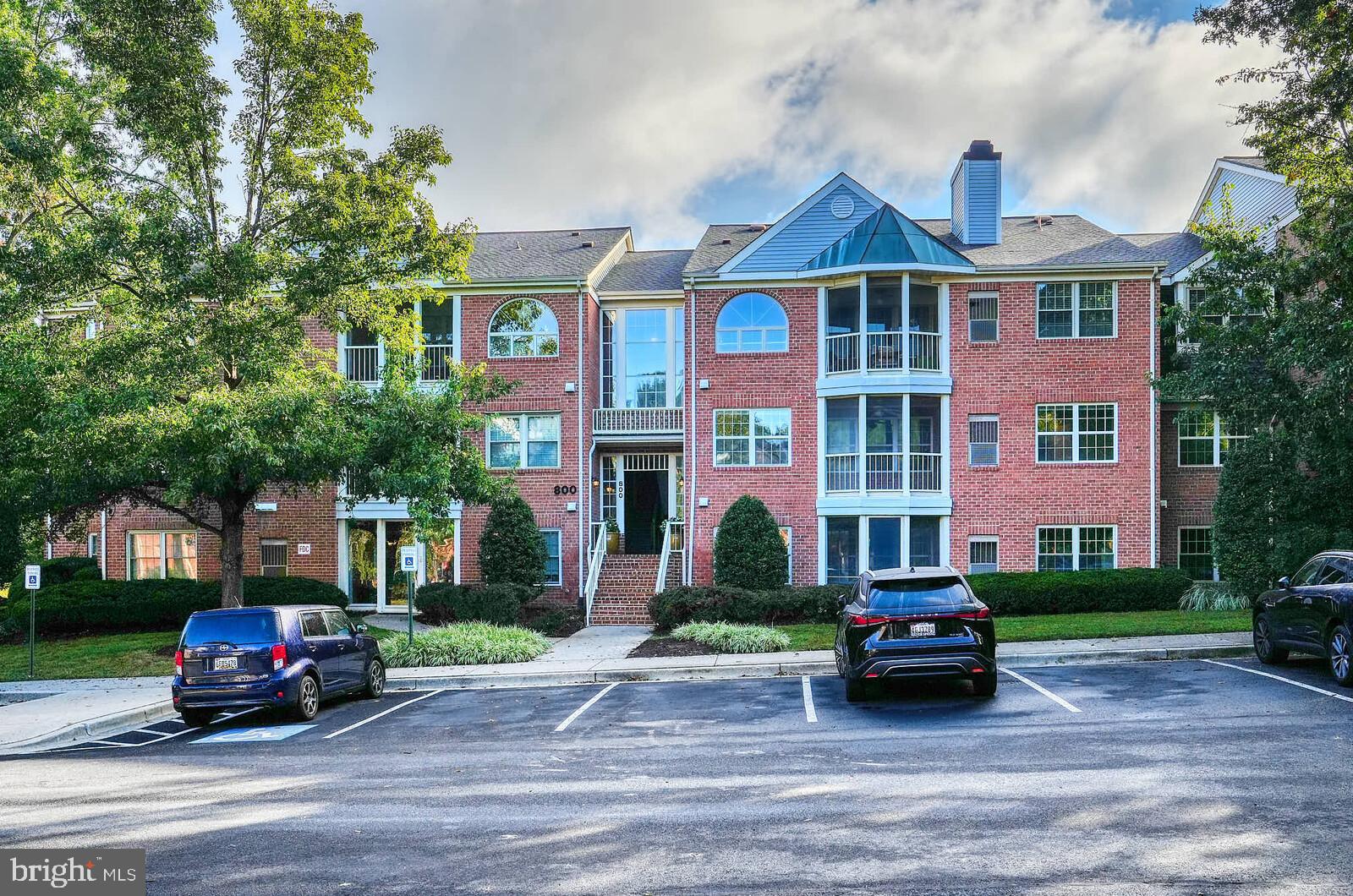 800 AMBER TREE COURT 204