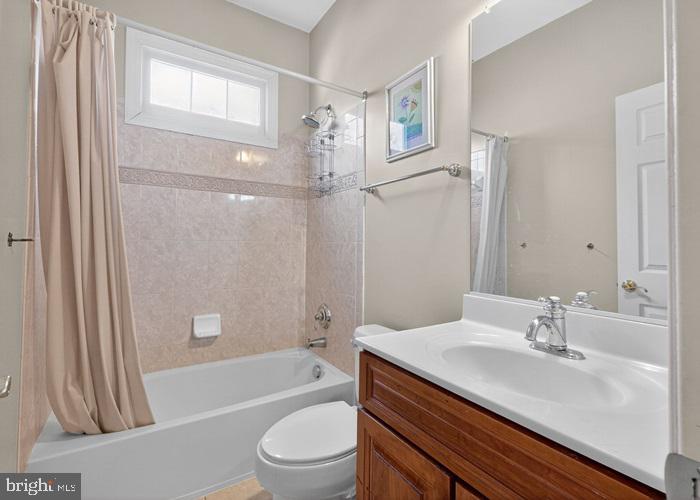 9603 MCWHORTER FARM COURT