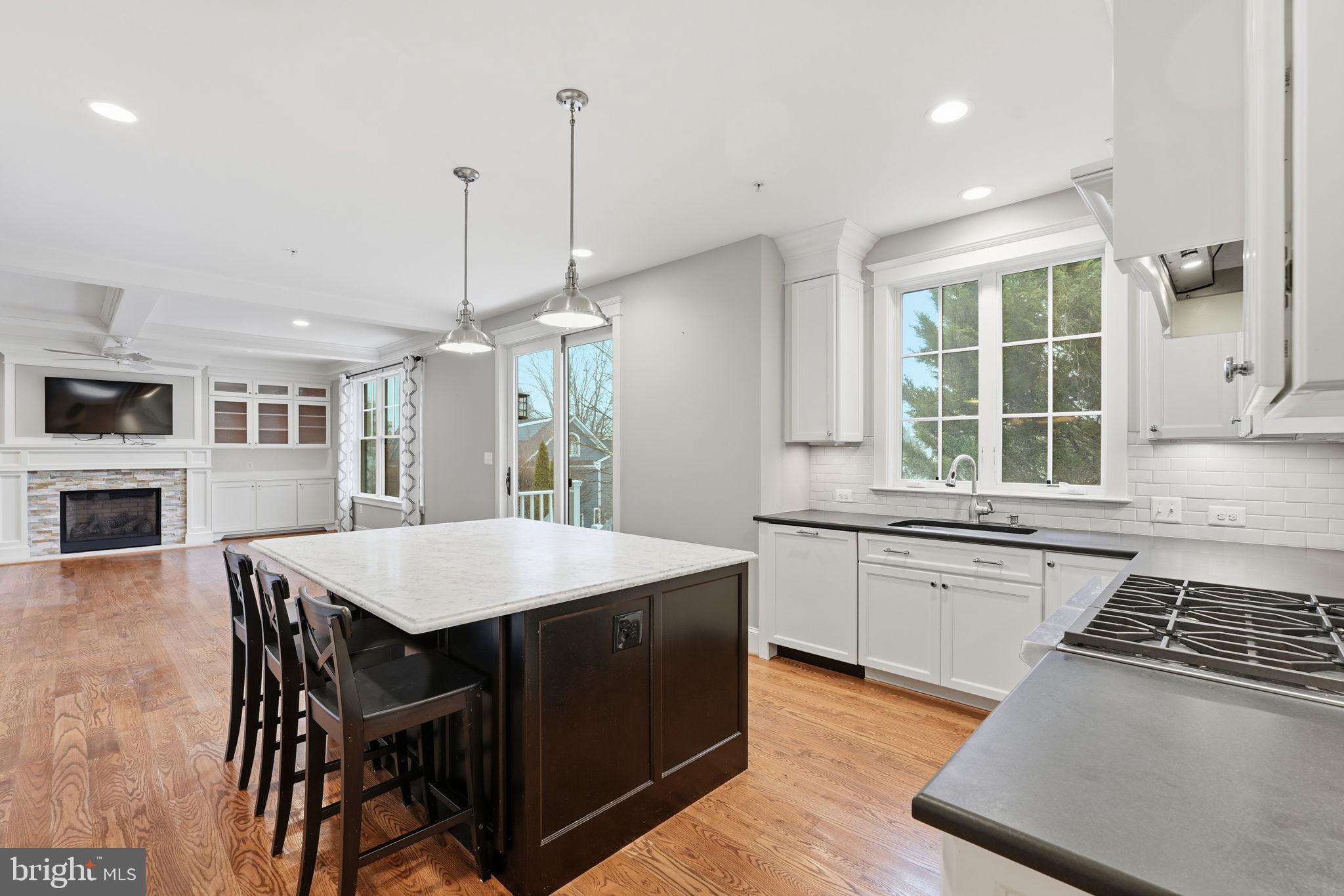 4517 FAIRFIELD DRIVE