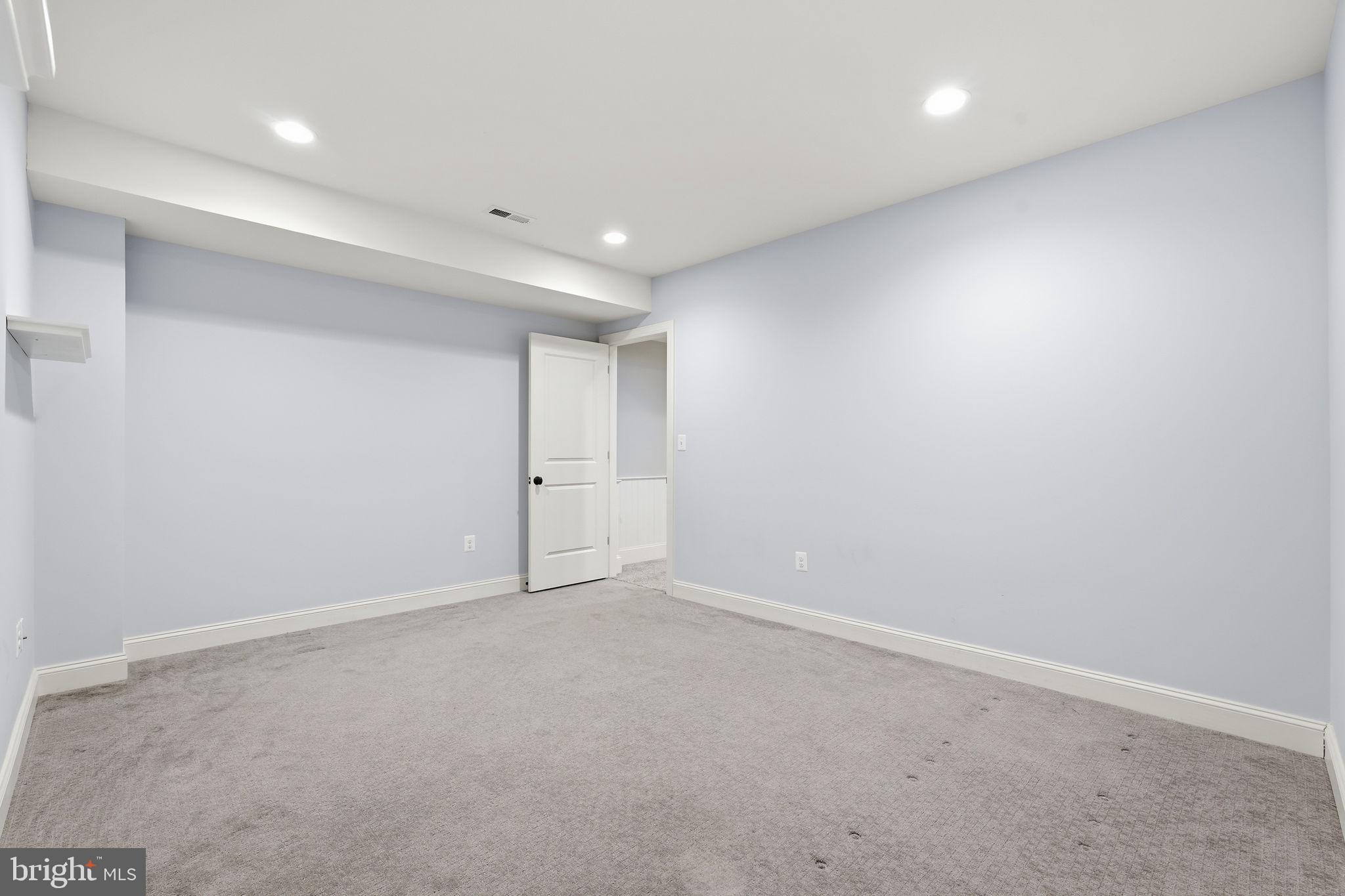 4517 FAIRFIELD DRIVE