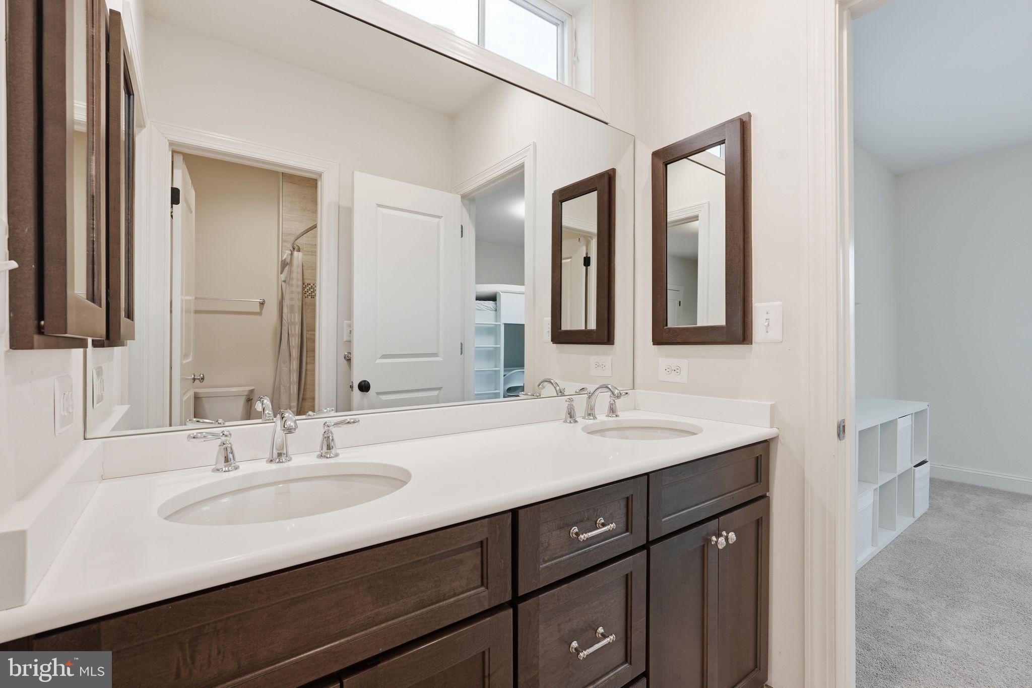 4517 FAIRFIELD DRIVE