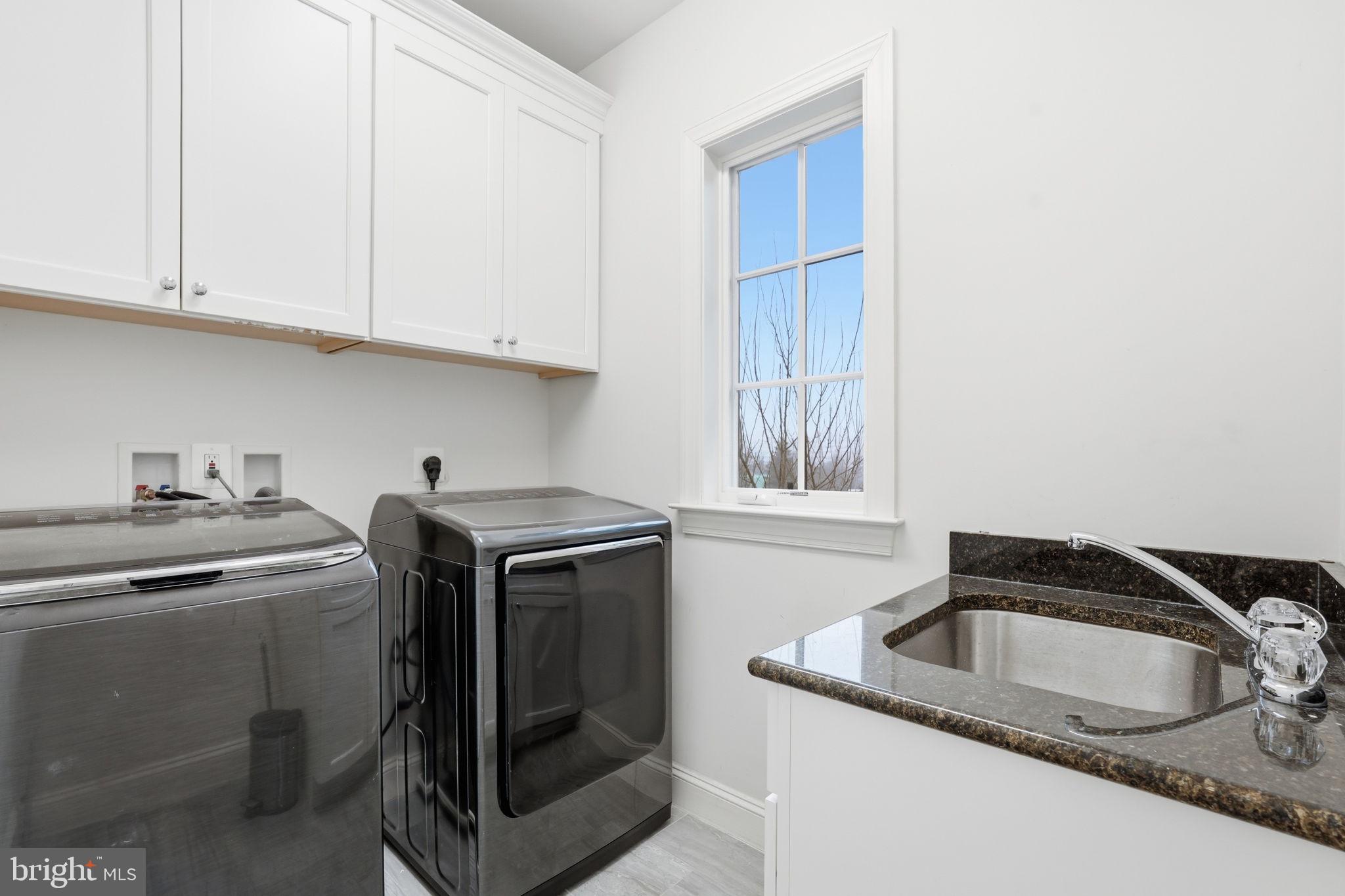 4517 FAIRFIELD DRIVE