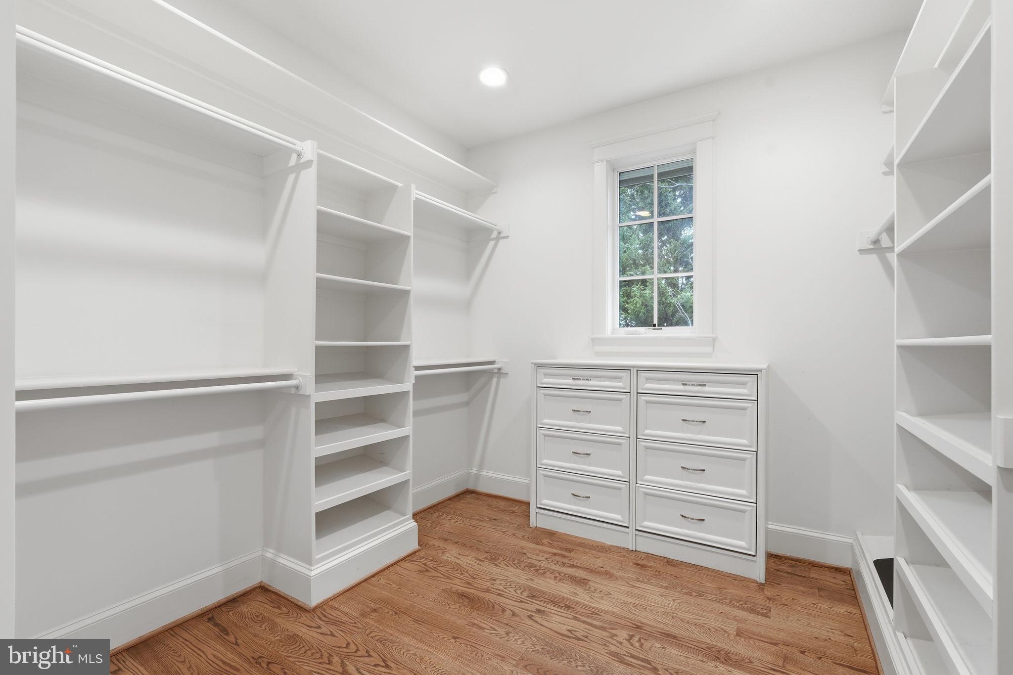 4517 FAIRFIELD DRIVE