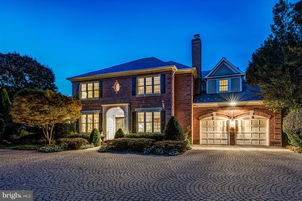 18 BEMAN WOODS COURT
