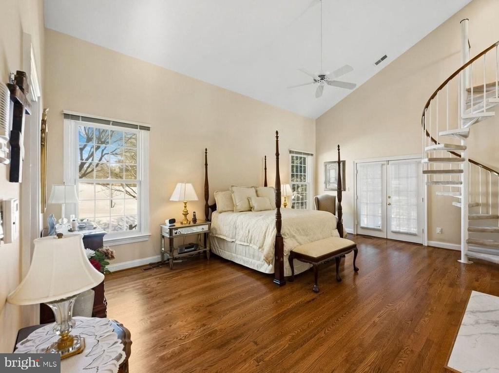 18 BEMAN WOODS COURT