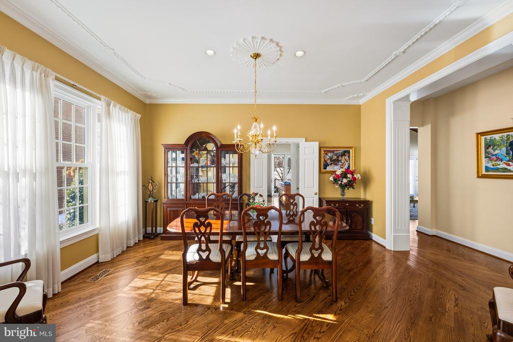 18 BEMAN WOODS COURT