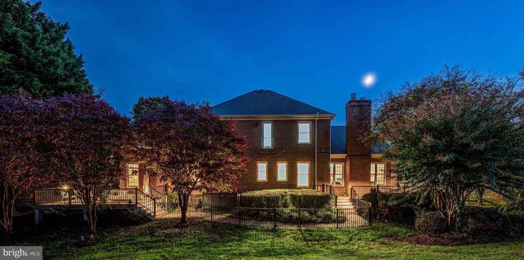 18 BEMAN WOODS COURT