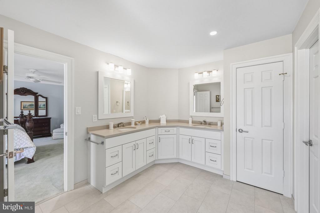 18 BEMAN WOODS COURT