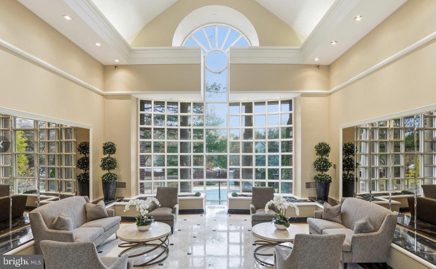 5802 NICHOLSON LANE 2-706