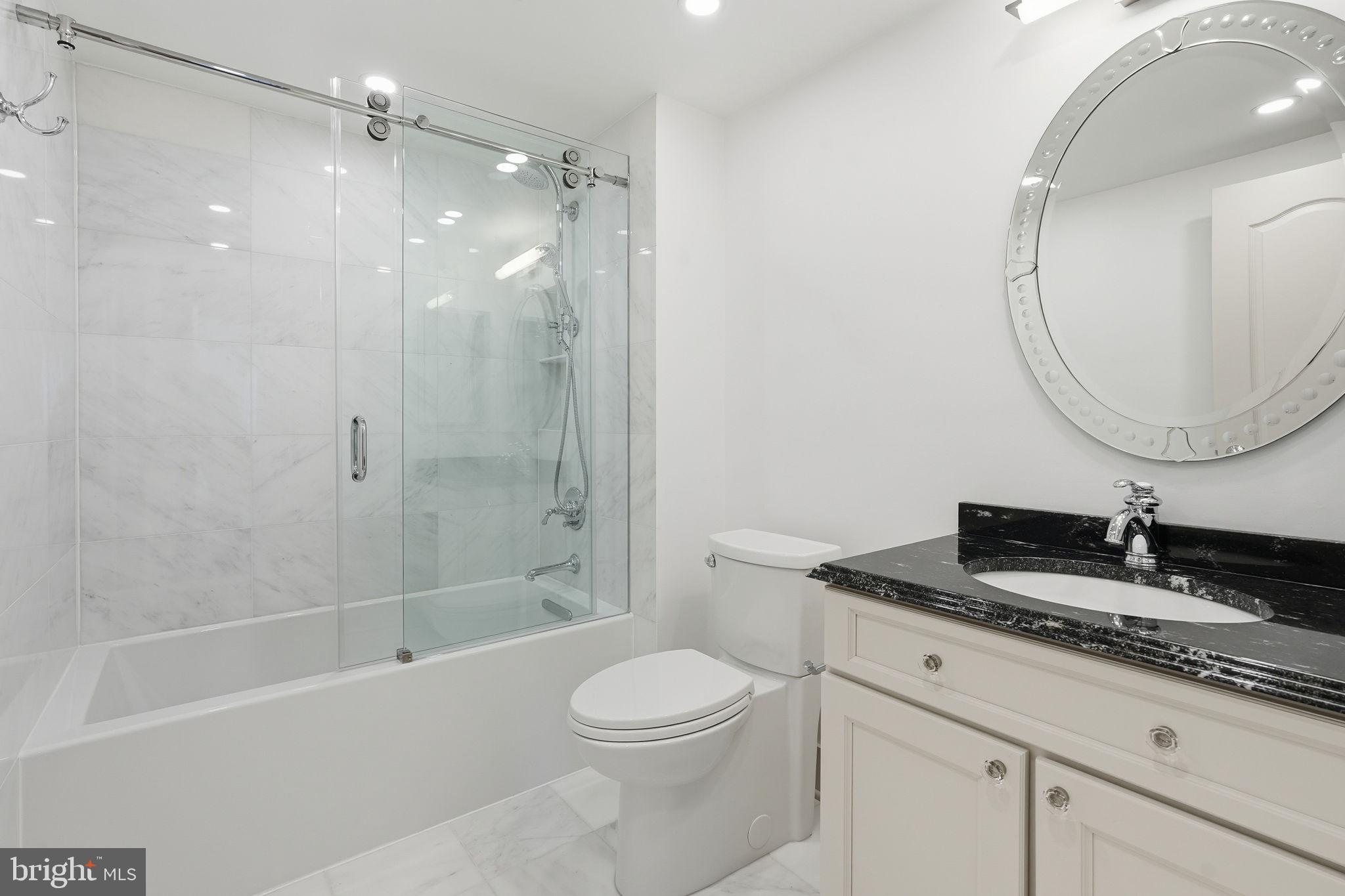 5802 NICHOLSON LANE 2-706