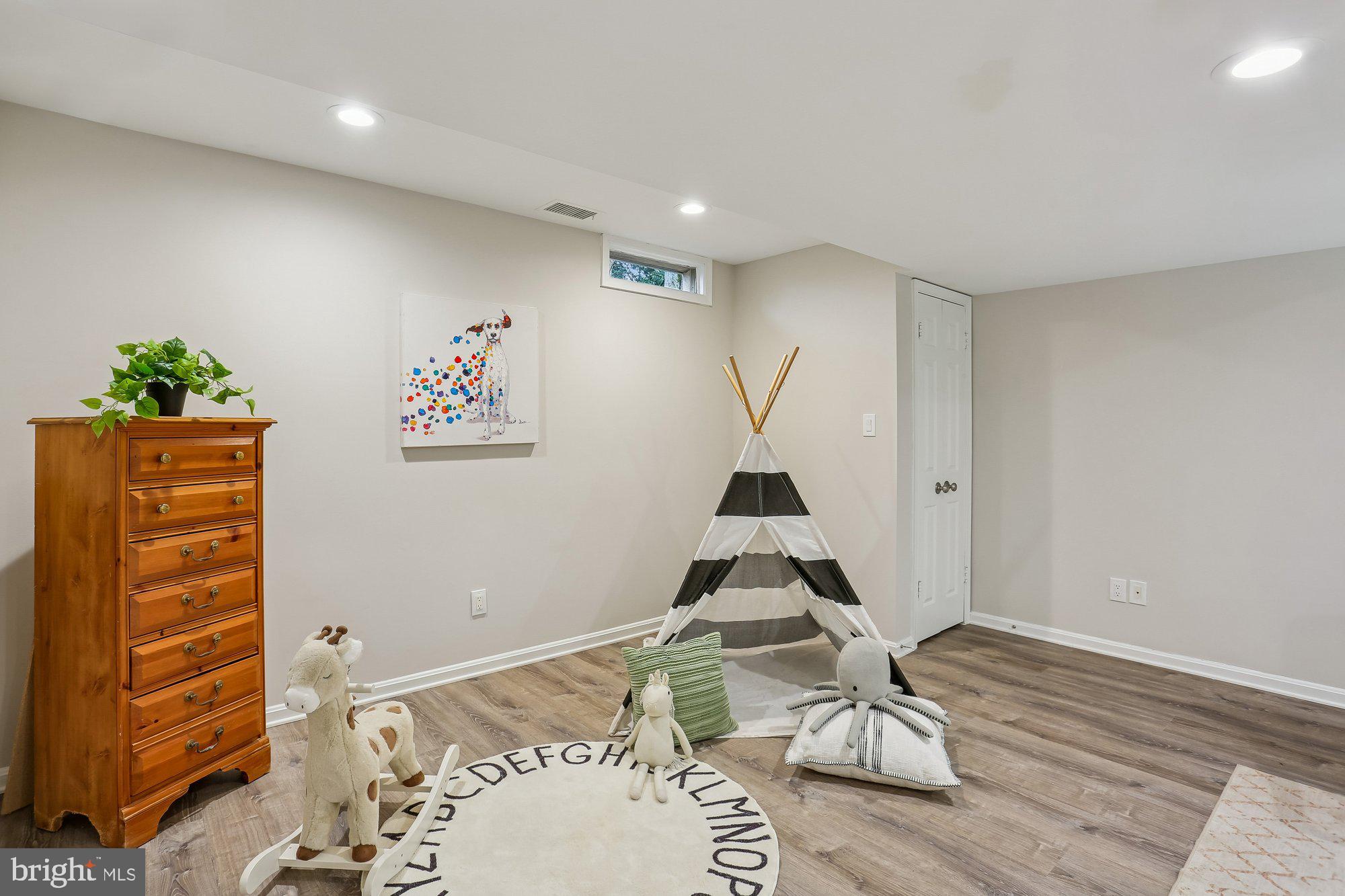 9324 ORCHARD BROOK DRIVE