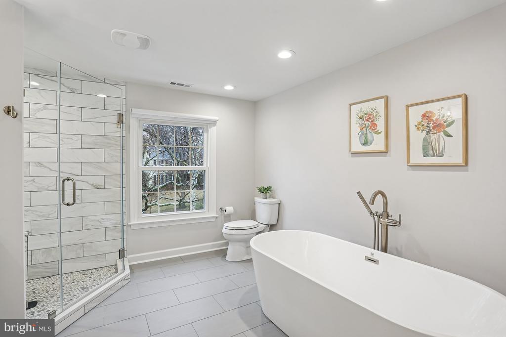 9324 ORCHARD BROOK DRIVE