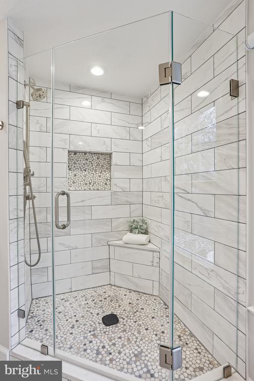 9324 ORCHARD BROOK DRIVE