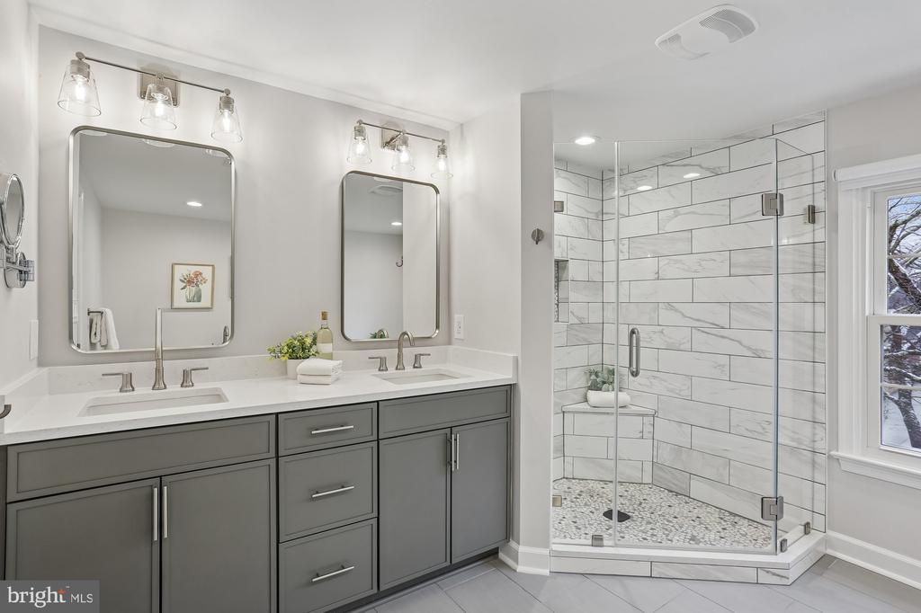 9324 ORCHARD BROOK DRIVE