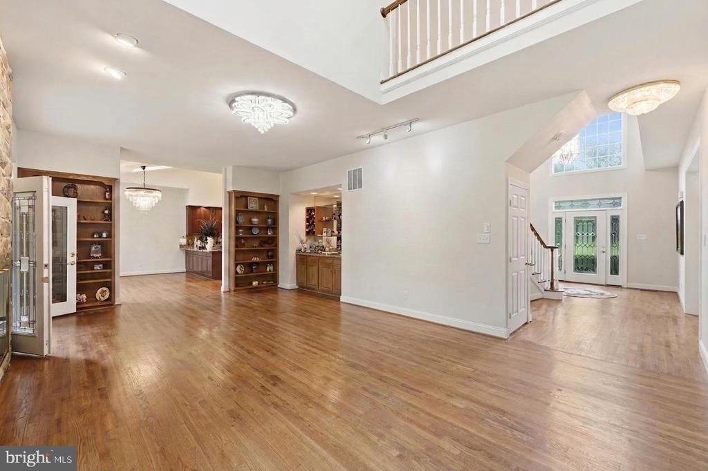 13010 BOSWELL CT COURT