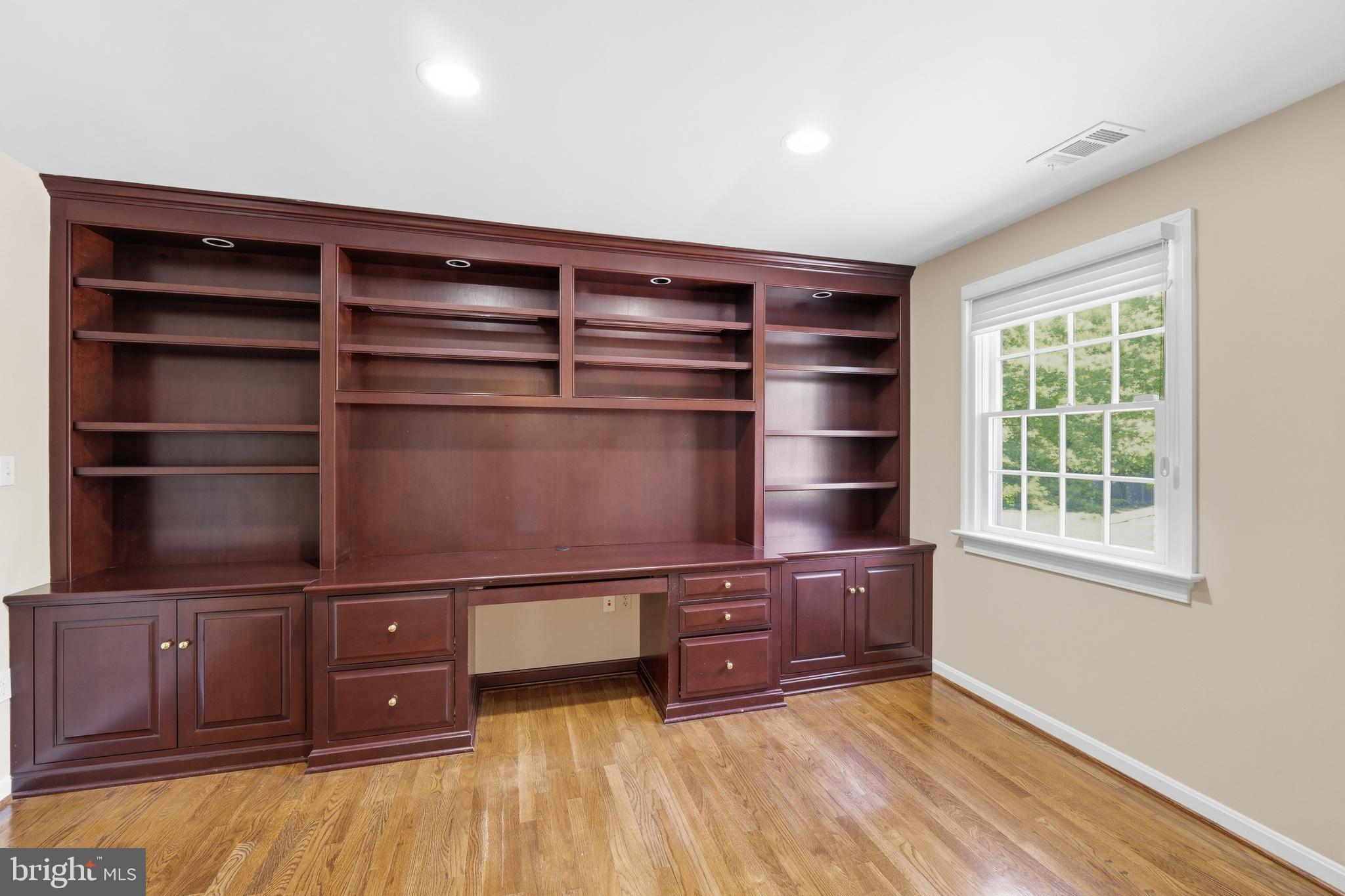 9904 HALL ROAD