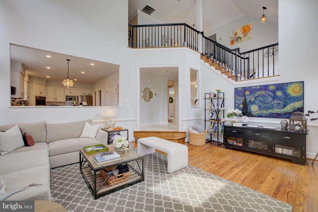 9110 WILLOW GATE LANE