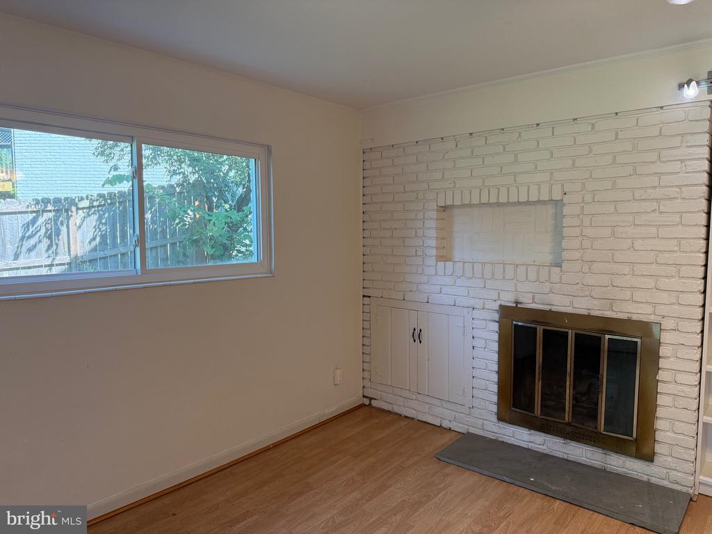 5628 ALTA VISTA ROAD