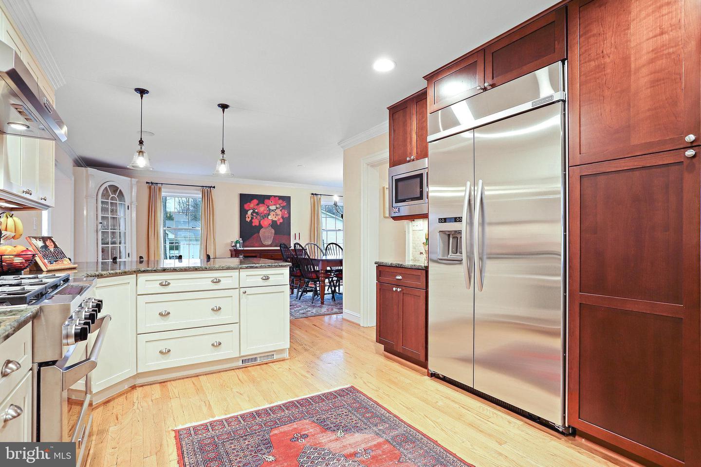 328 Owaissa Rd SE