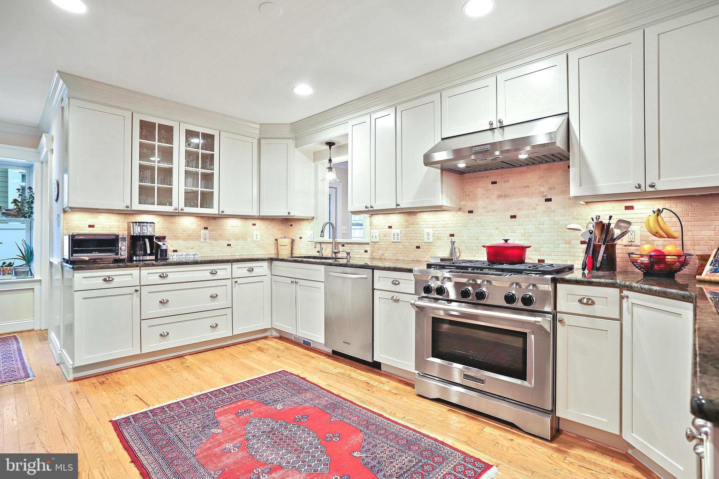 328 Owaissa Rd SE