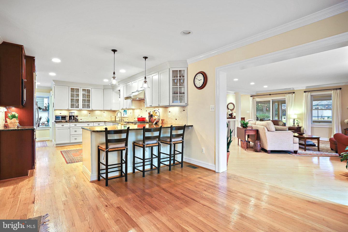 328 Owaissa Rd SE
