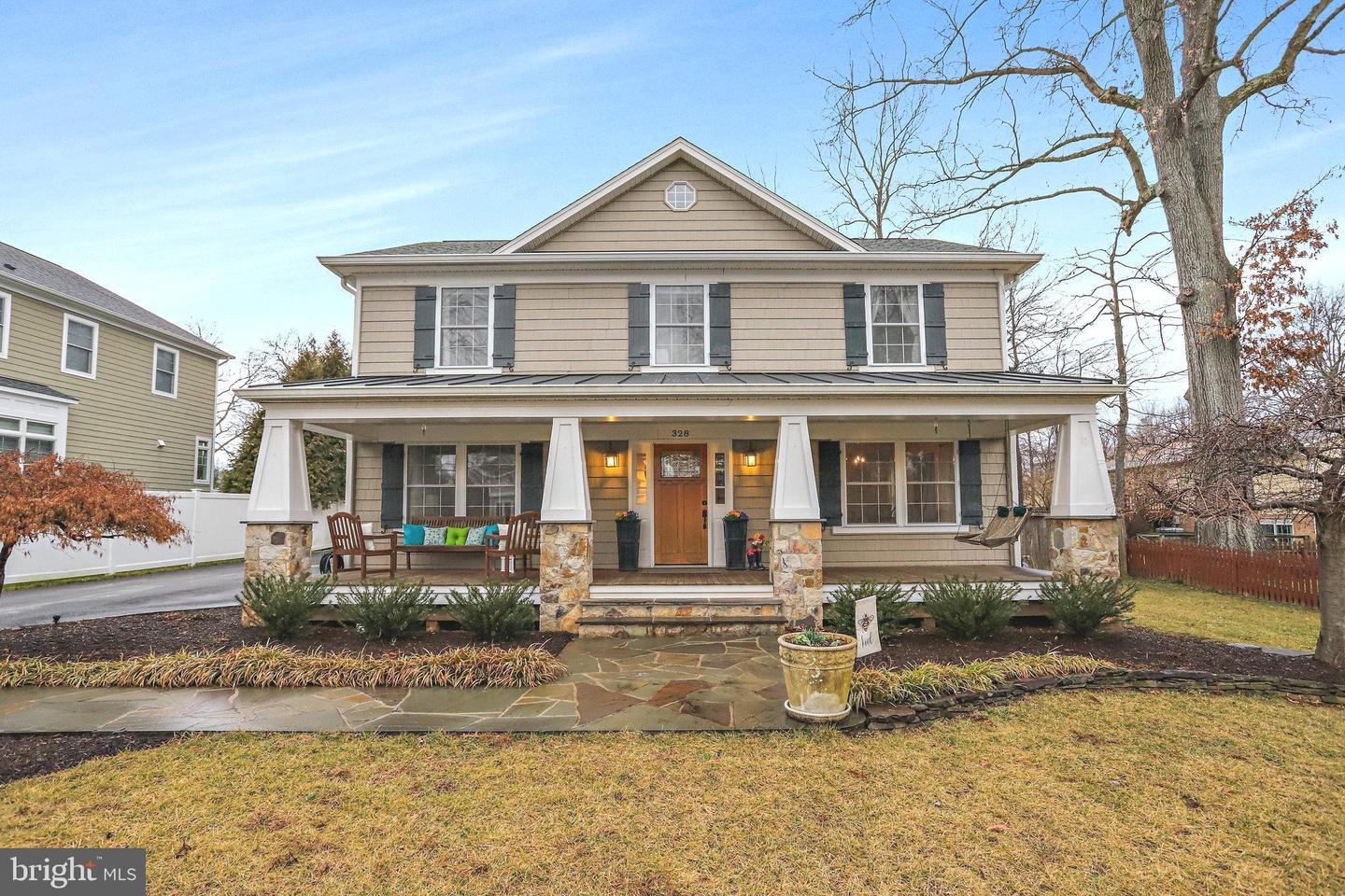 328 Owaissa Rd SE