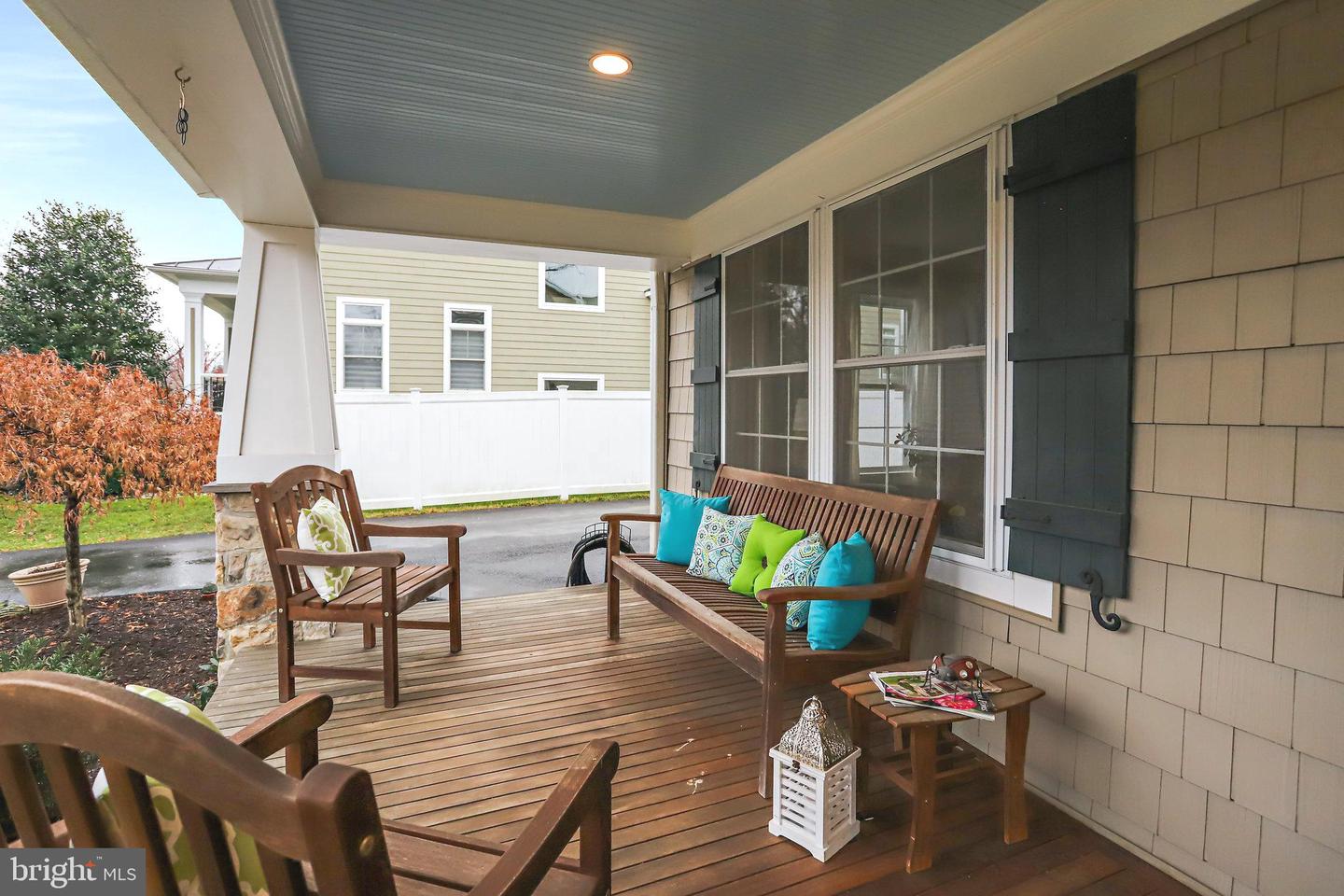 328 Owaissa Rd SE
