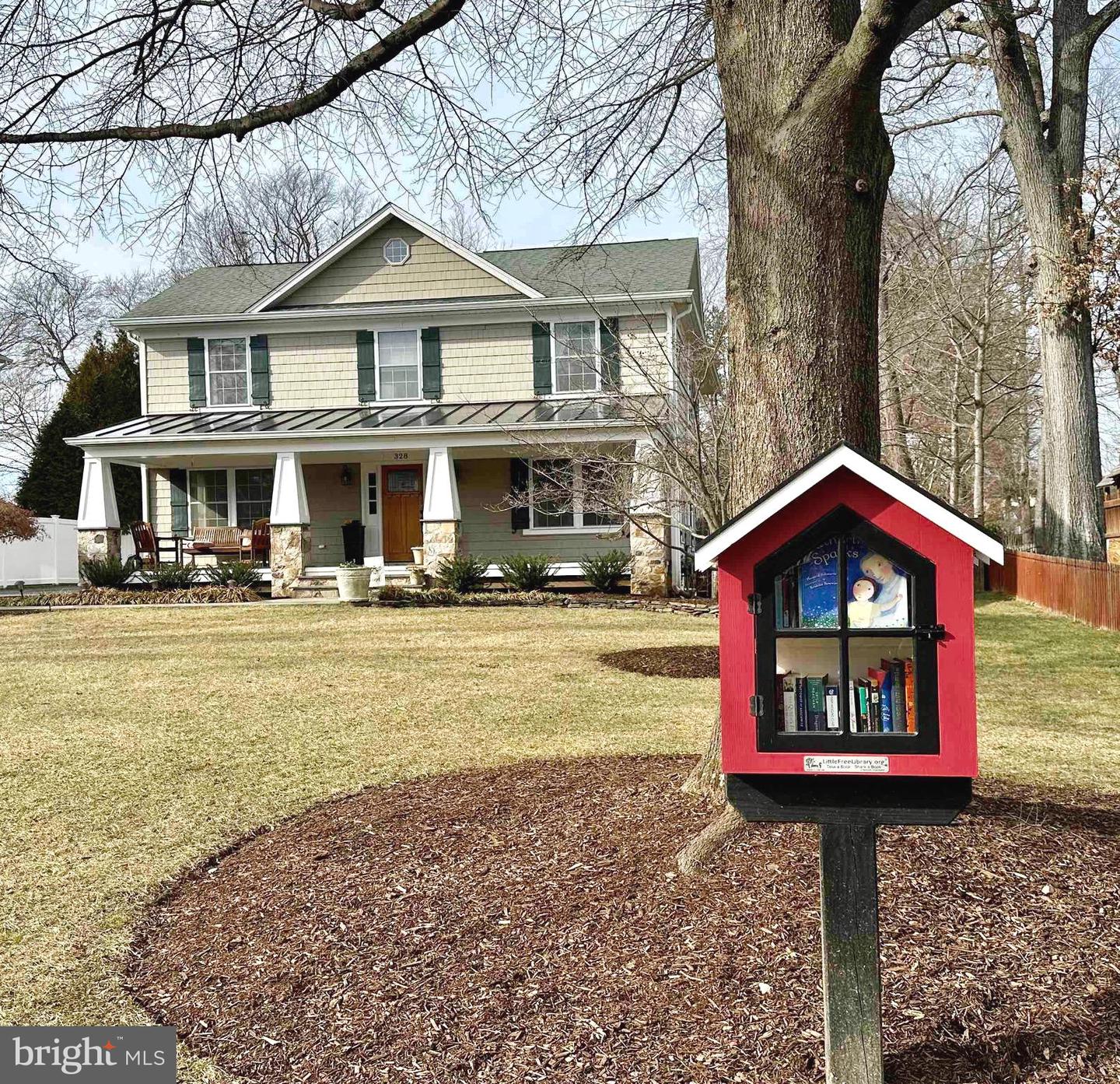 328 Owaissa Rd SE