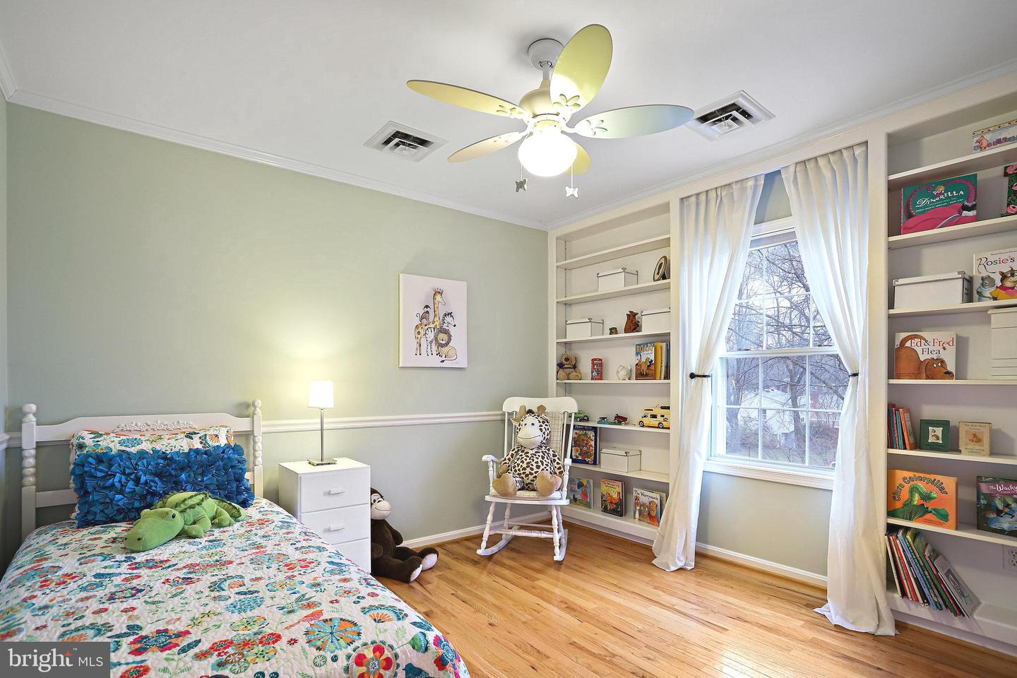 328 Owaissa Rd SE