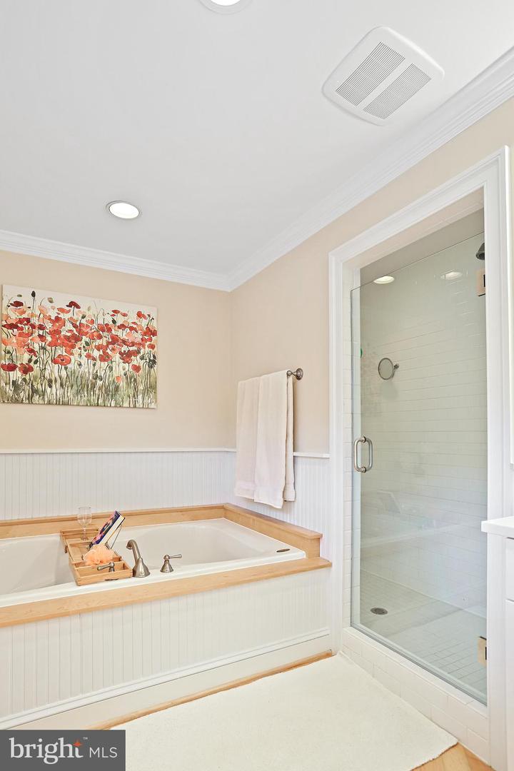 328 Owaissa Rd SE