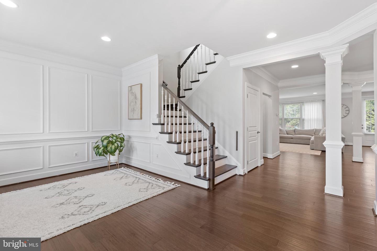 6626 Jessamine Ln
