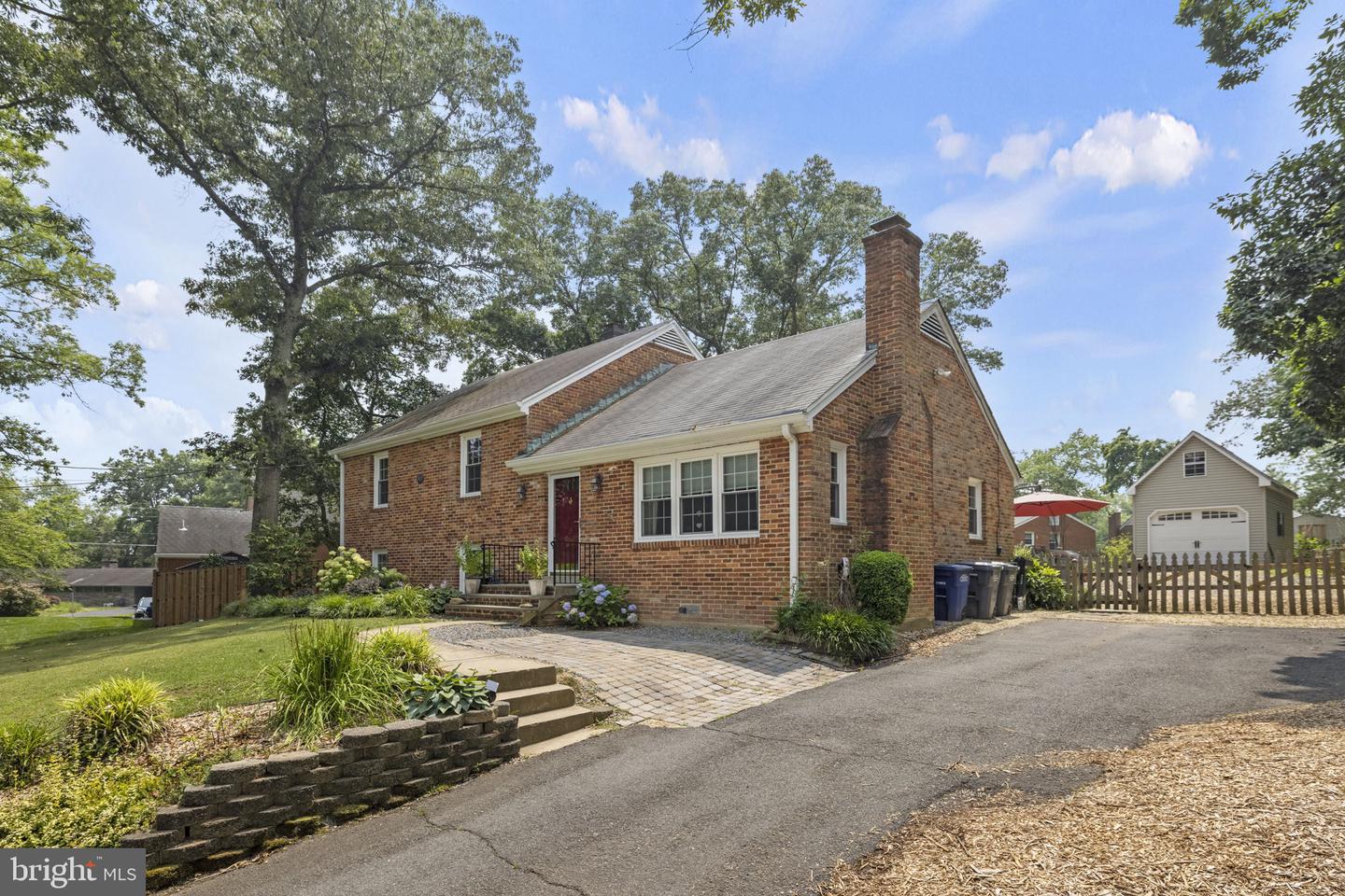 7002 Fort Hunt Rd