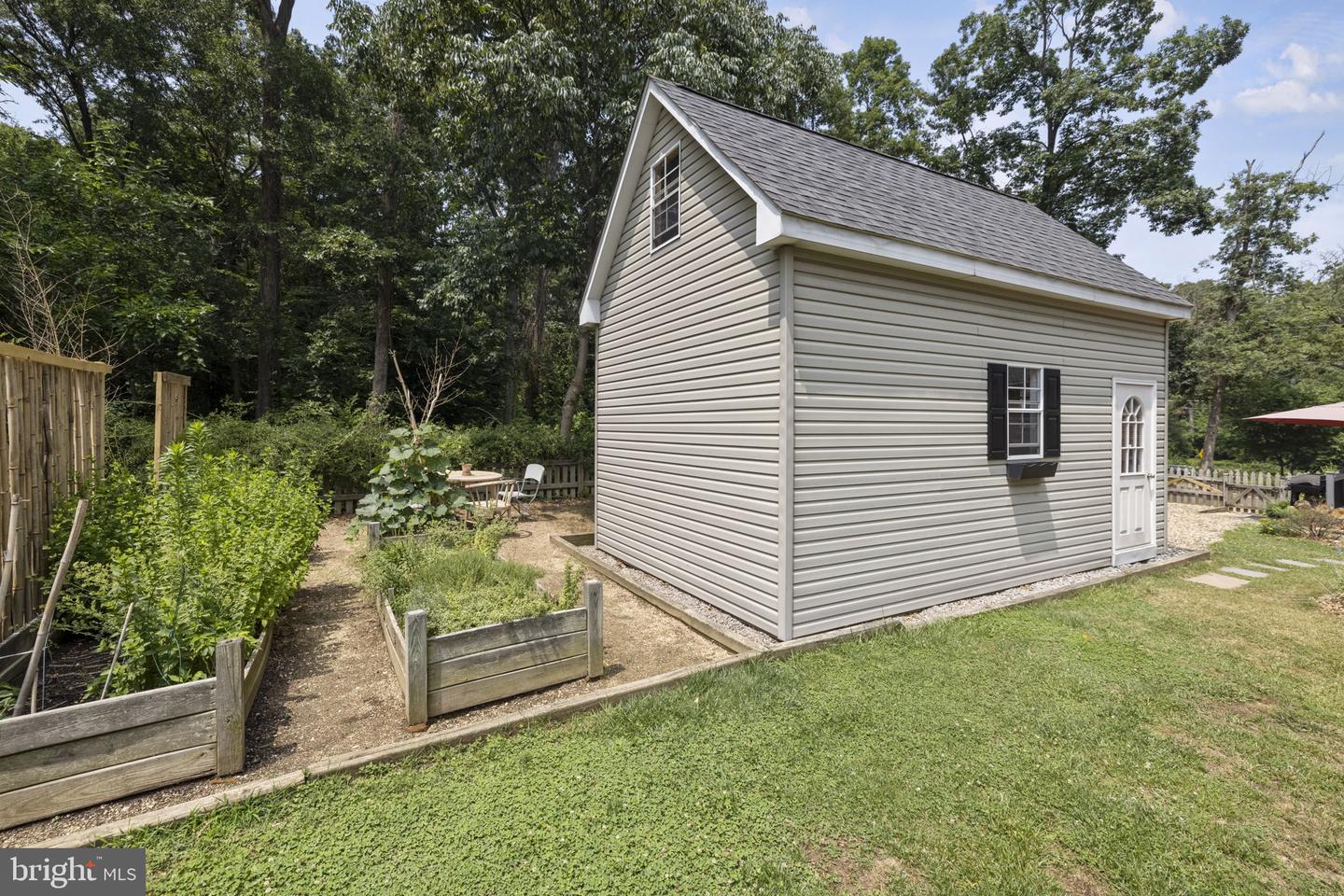 7002 Fort Hunt Rd