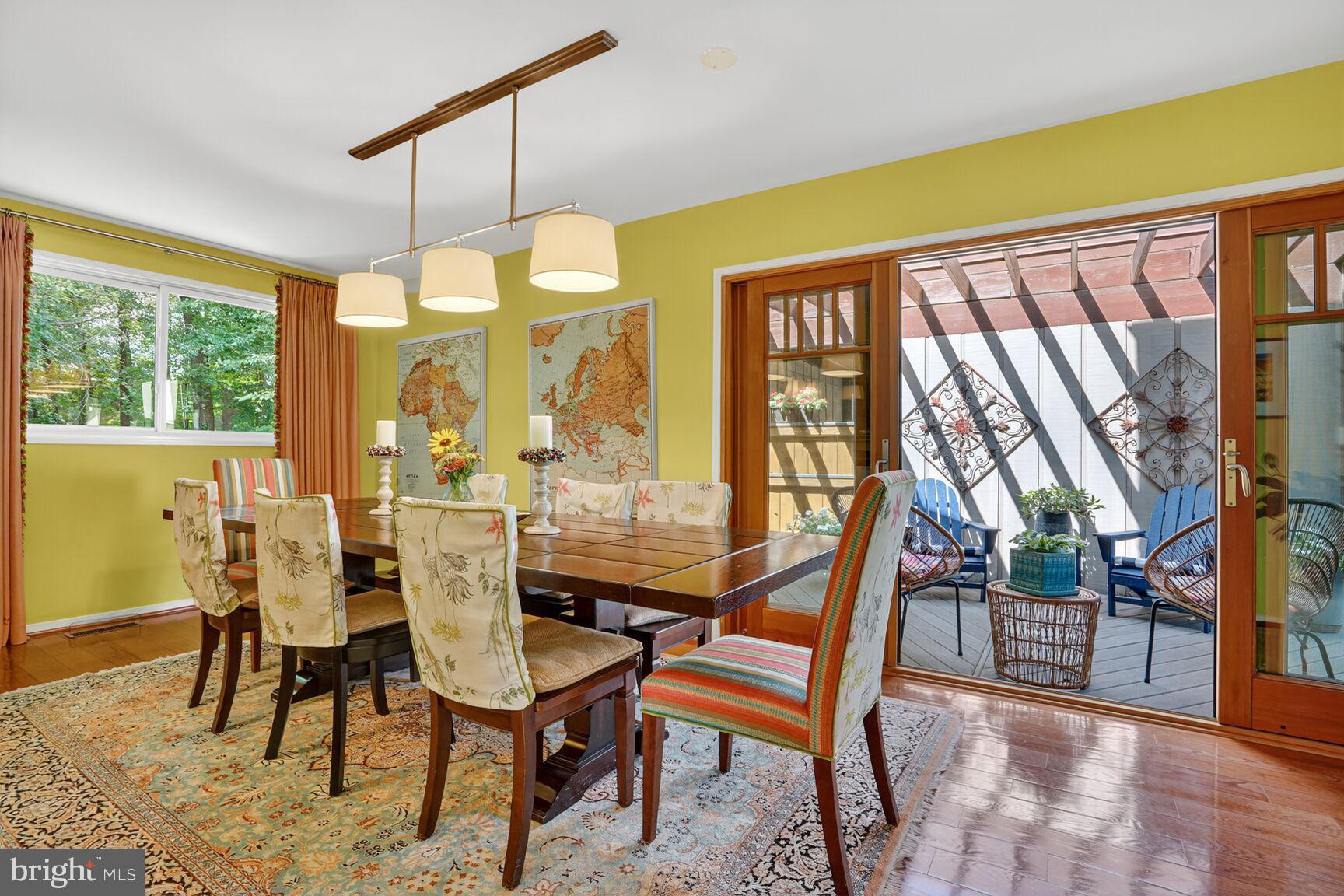 2410 NOTTINGHAM DRIVE