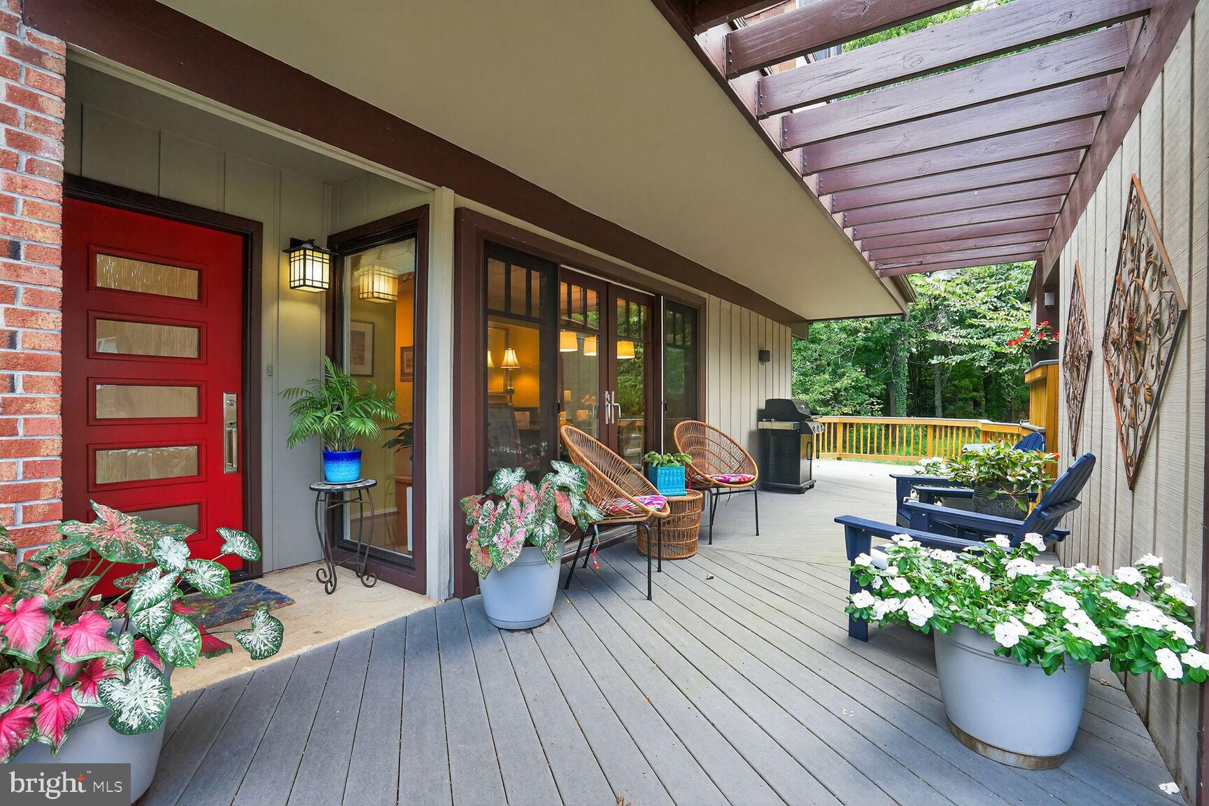 2410 NOTTINGHAM DRIVE