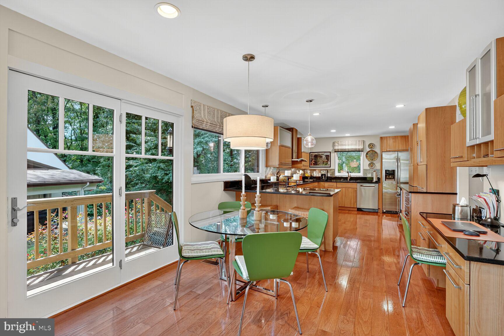 2410 NOTTINGHAM DRIVE