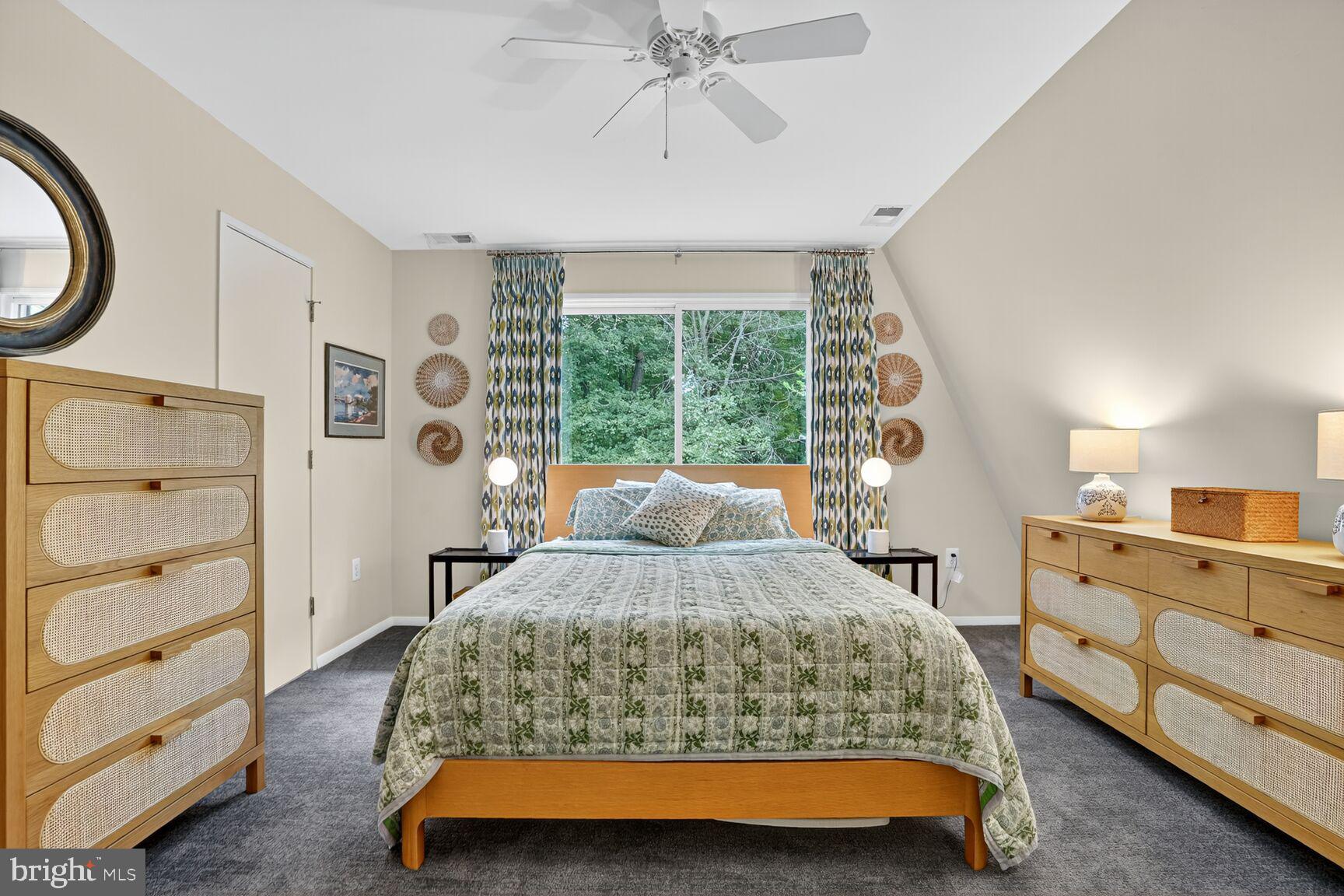 2410 NOTTINGHAM DRIVE