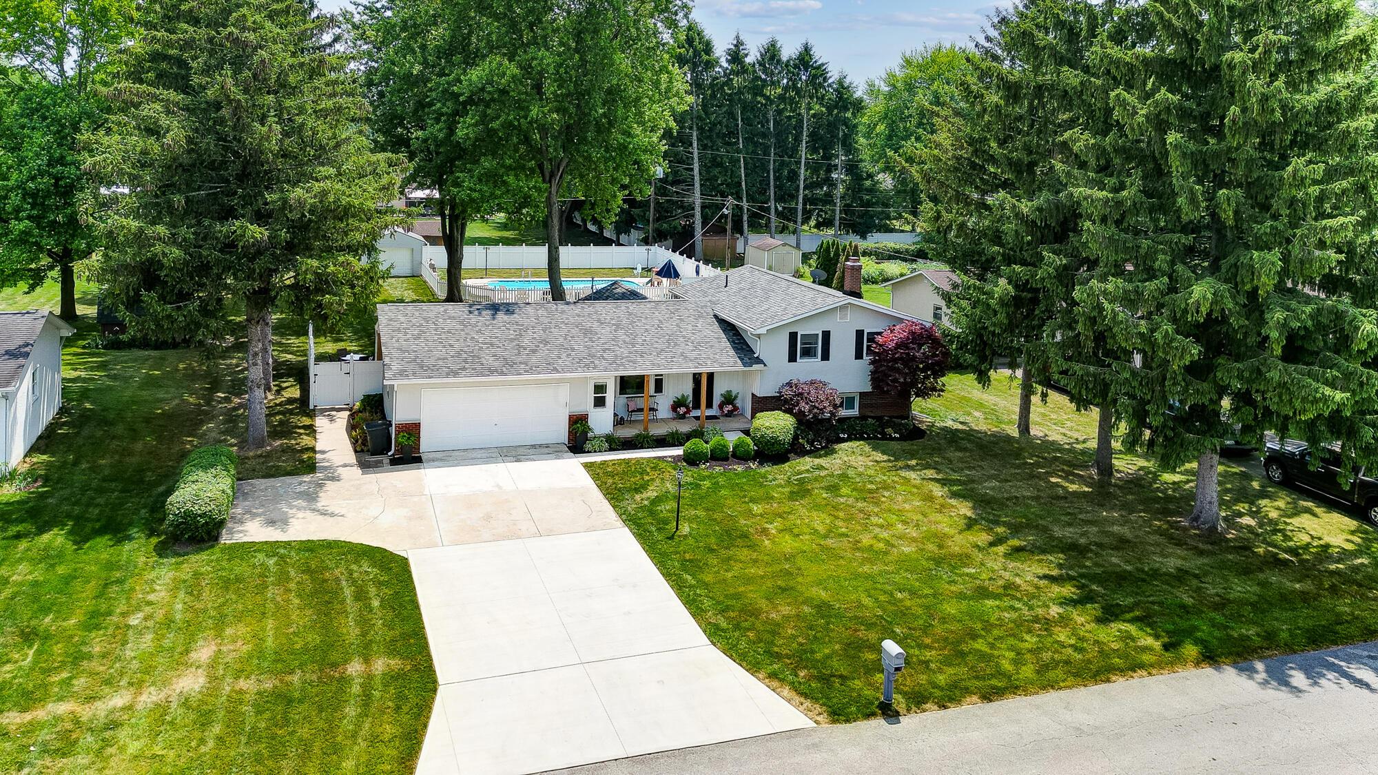 6245 White Sulphur Court