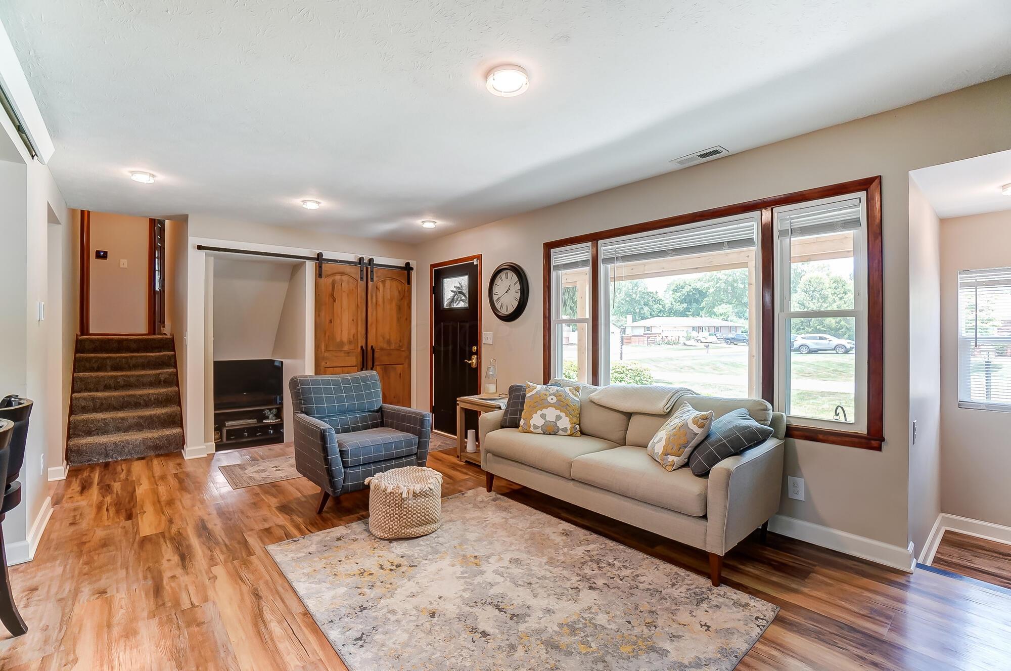 6245 White Sulphur Court
