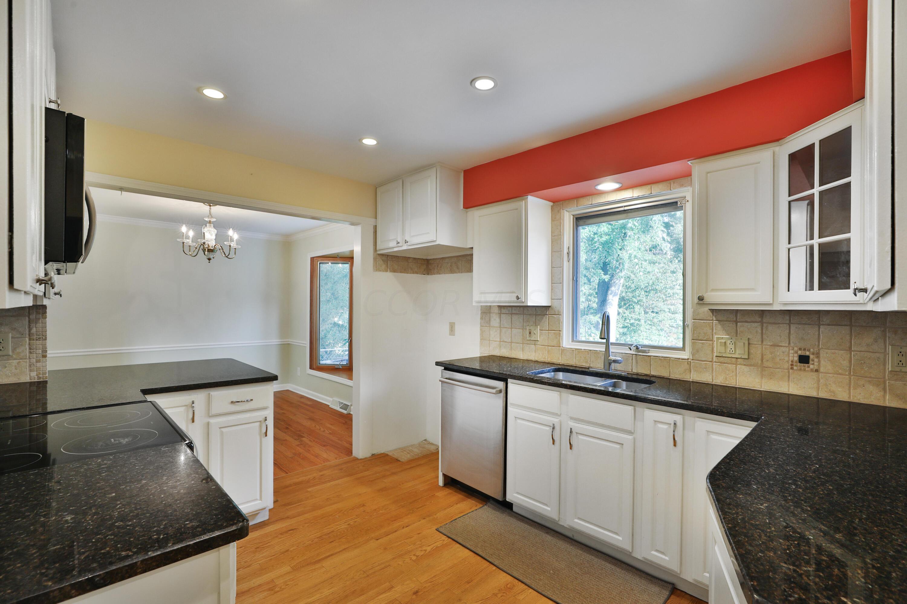 246 Hennessey Avenue