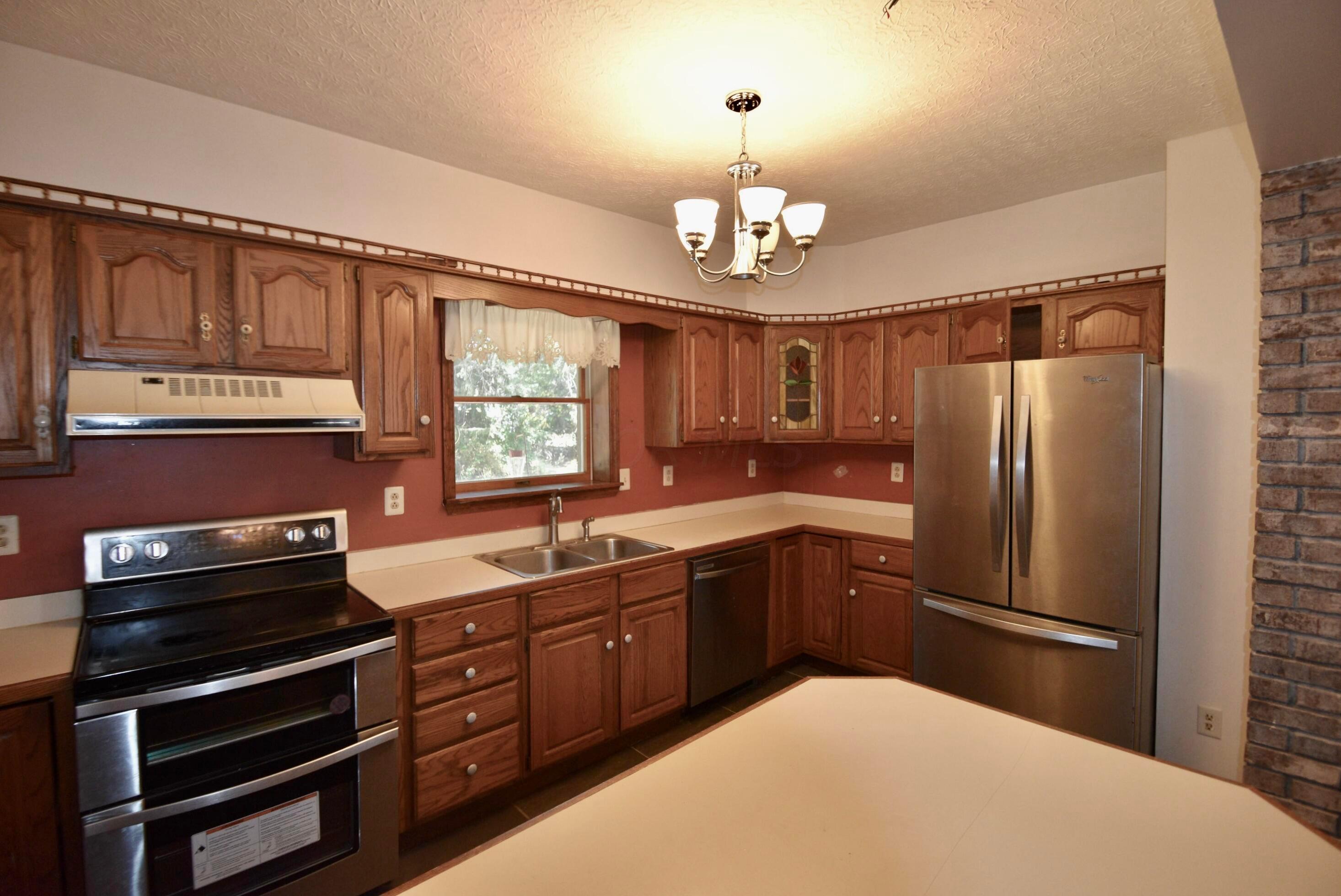 3285 Lancaster Thornville Road NE
