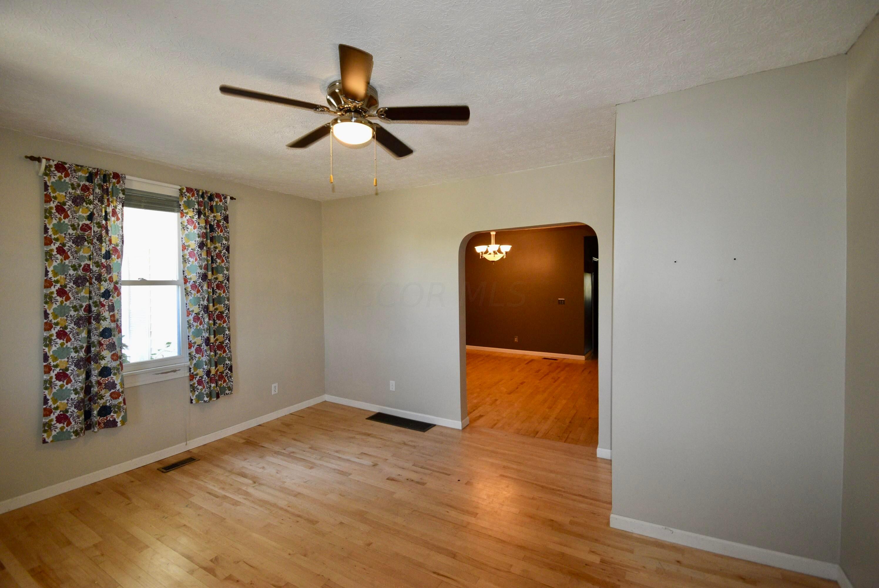 3285 Lancaster Thornville Road NE