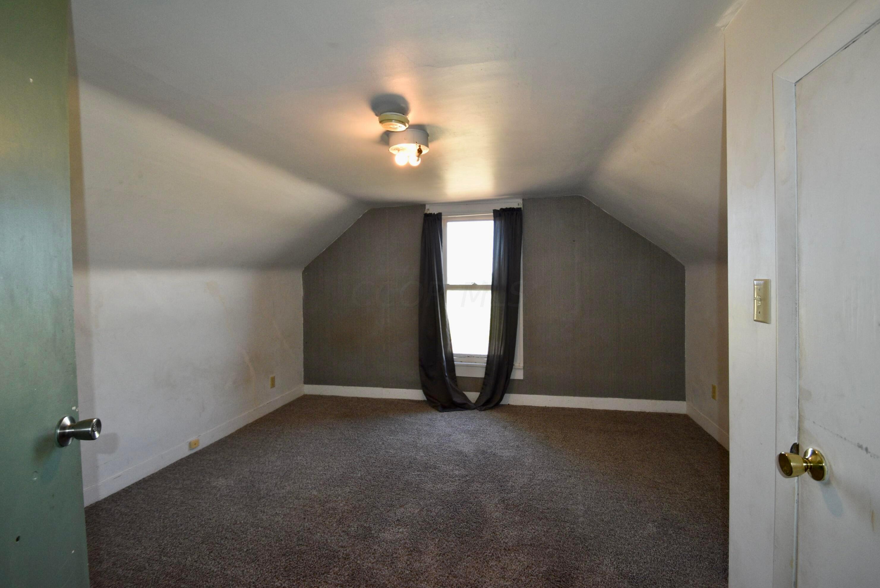 3285 Lancaster Thornville Road NE