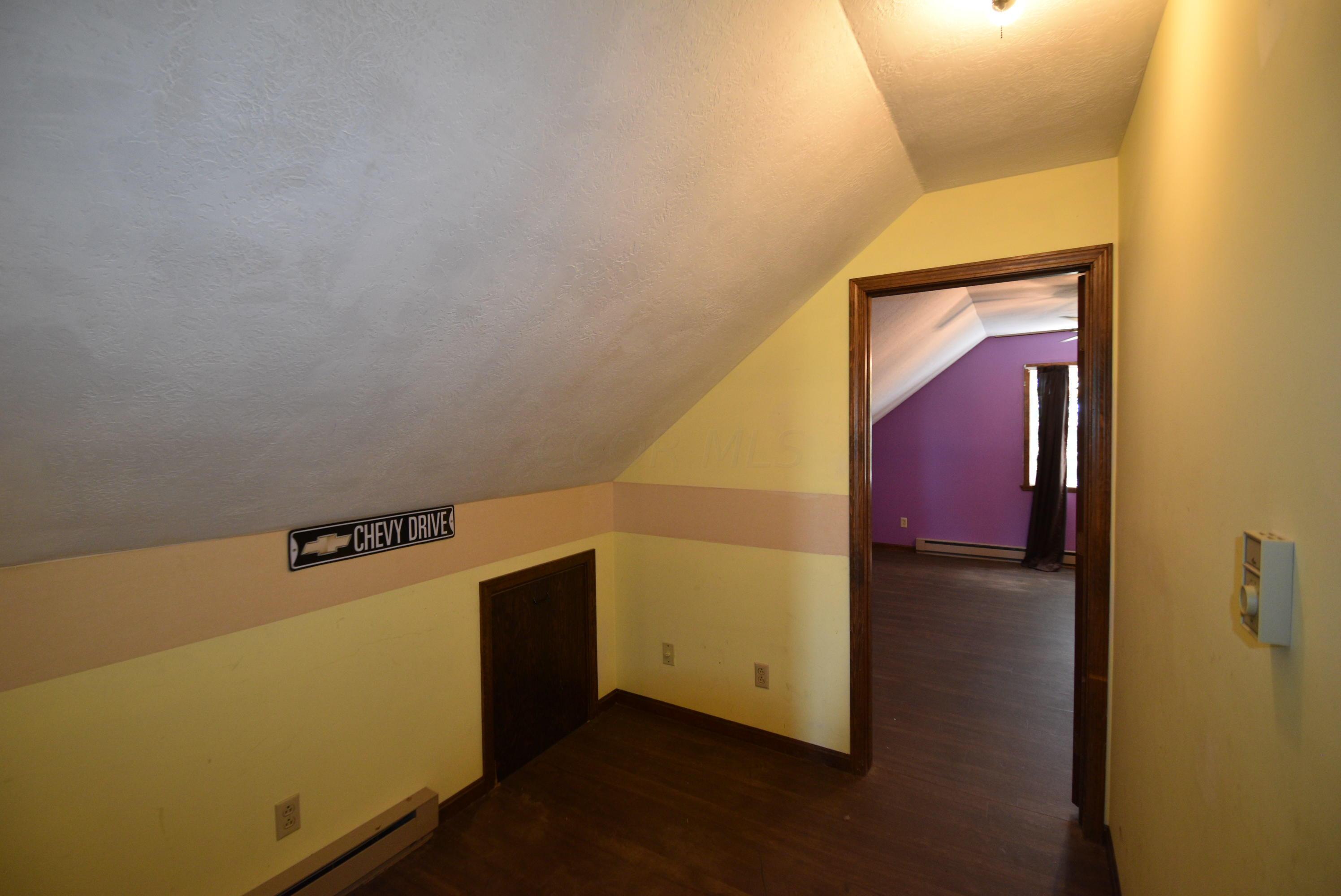 3285 Lancaster Thornville Road NE